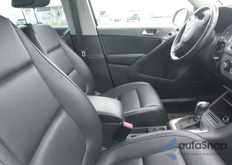 2011 Volkswagen Tiguan Se из США, поврежденный, VIN WVGBV7AX7BW558552